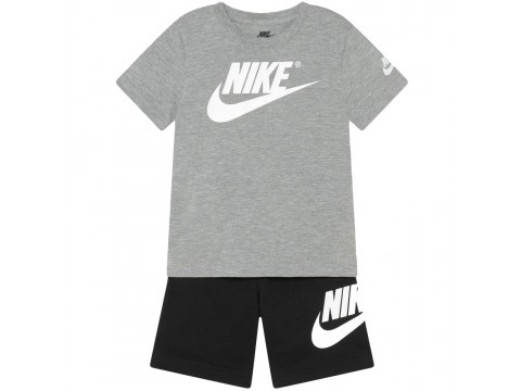 Completo Nike Essential...