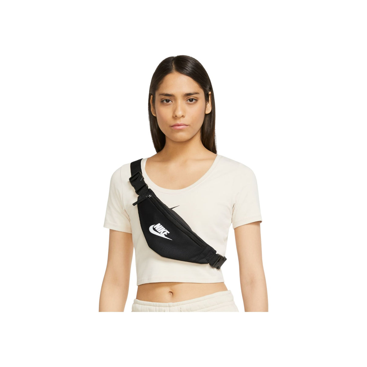 NIKESS25/quality-sport-marsupio-nike-DB0488-010-3.jpg