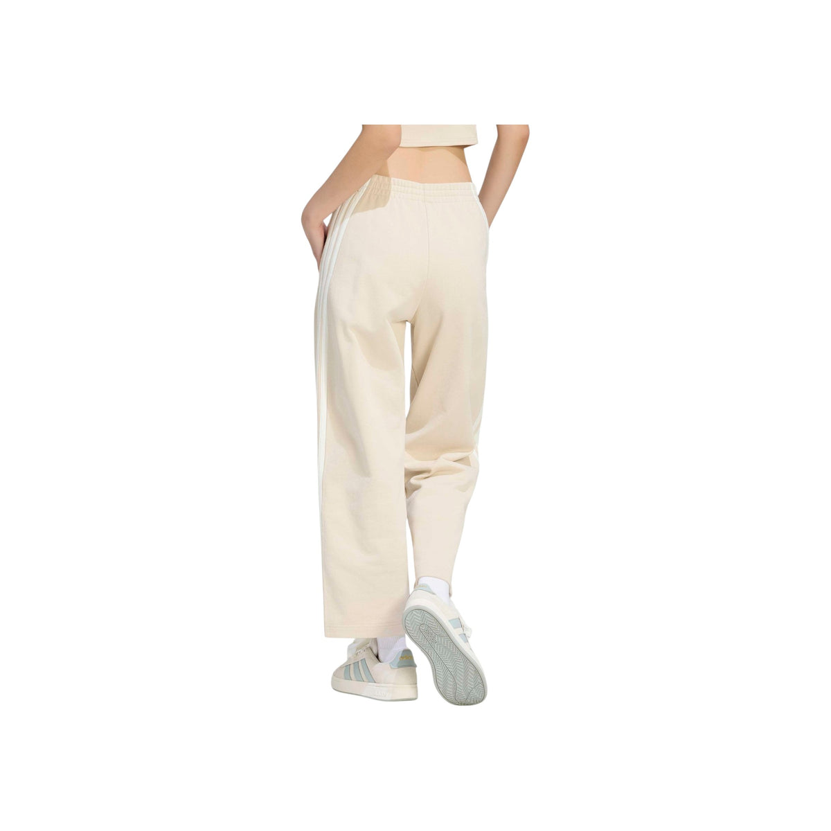 ADIDASFW26/quality-sport-pantalone-adidas-KV9871-2.jpg