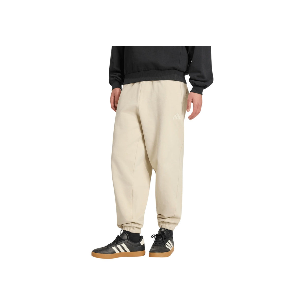ADIDASFW26/quality-sport-pantalone-adidas-KW2296-1.jpg