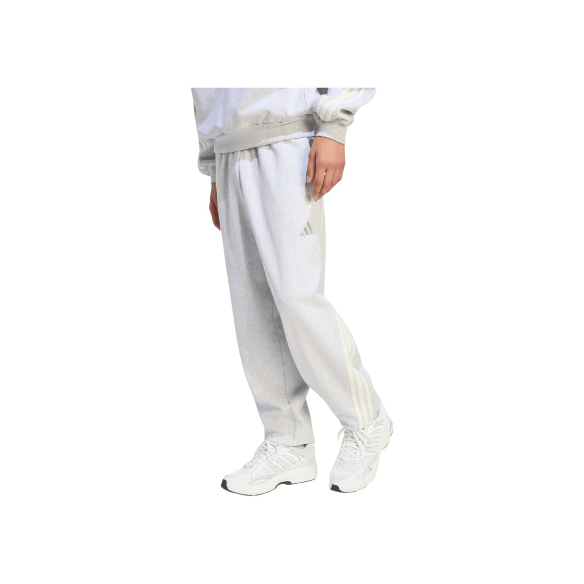 ADIDASFW26/quality-sport-pantalone-adidas-KW2360-1.jpg