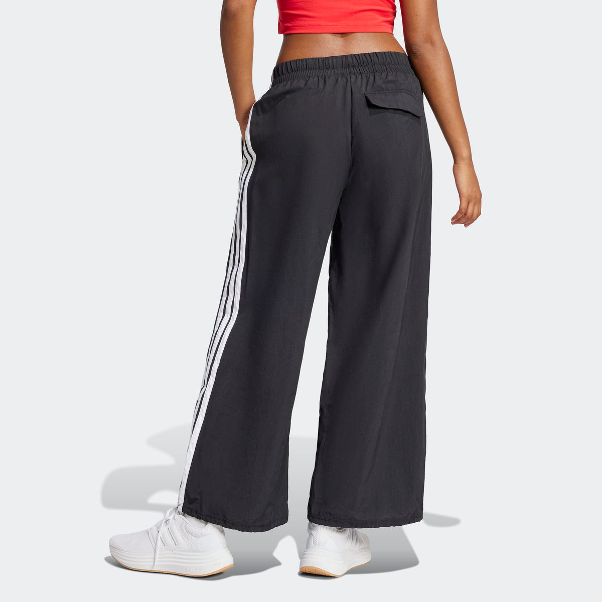 ADIDASFW26/quality-sport-pantaloni-adidas-JE1306-2.jpg