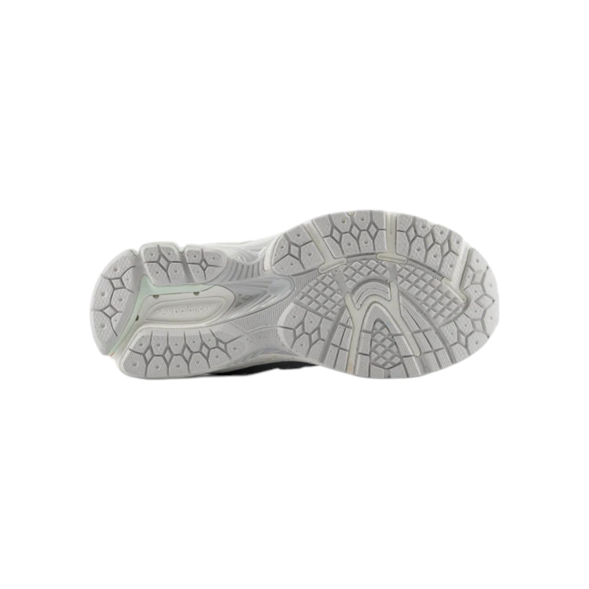 NEWBALANCEFW26/quality-sport-sneakers-new-balance-P19069T2-3.jpg