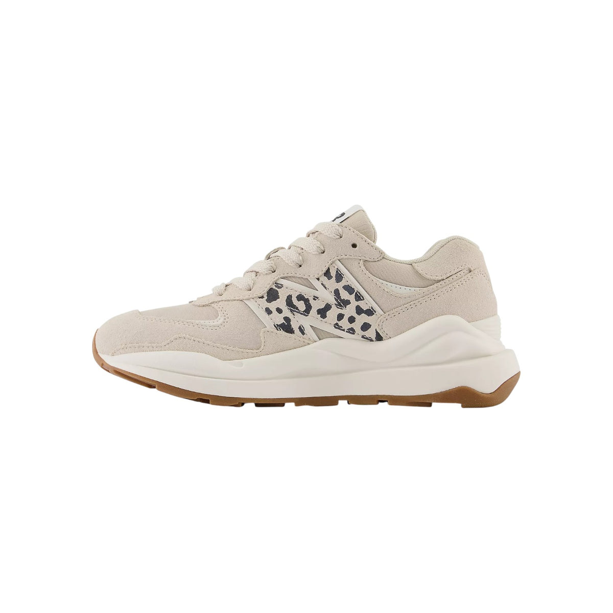 NEWBALANCEFW25/quality-sport-sneakers-new-balance-W5740APB-2.jpg