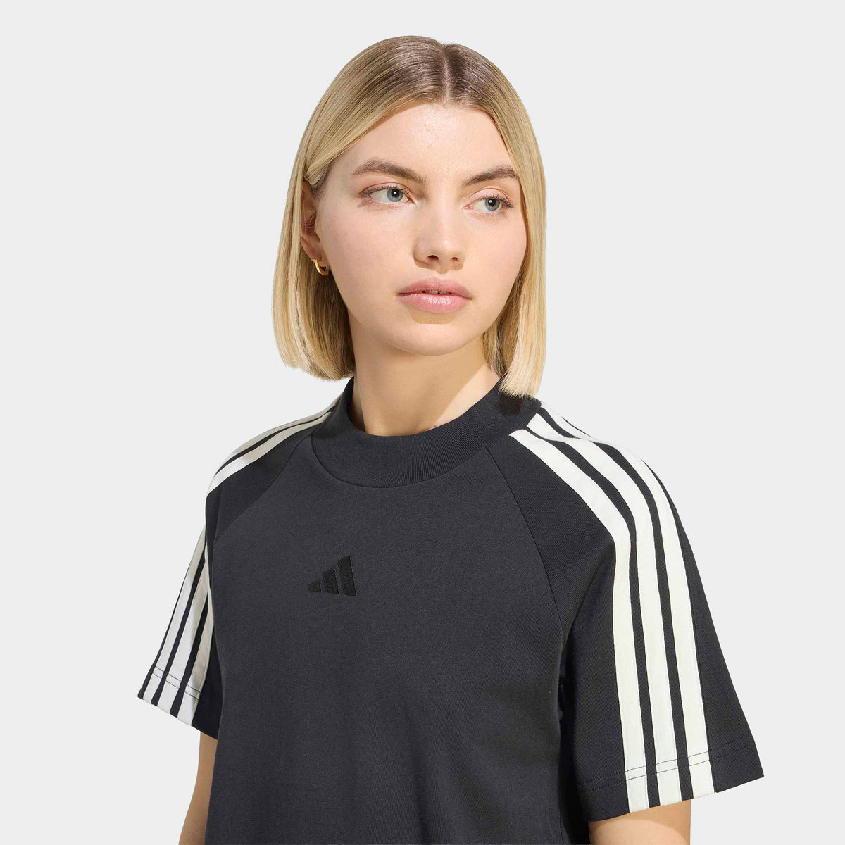 ADIDASFW26/quality-sport-t-shirt-adidas-KF2446-3.jpg