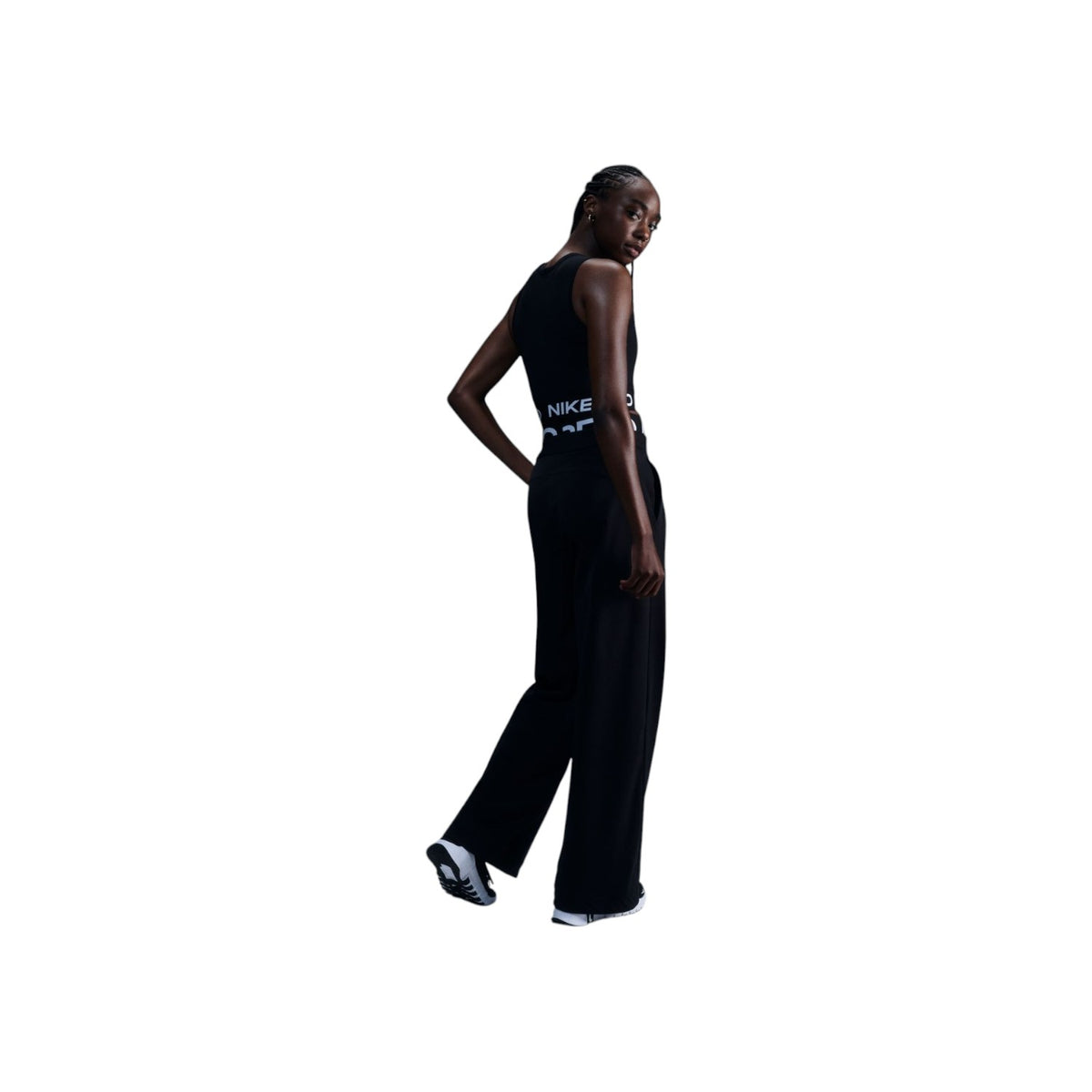 NIKESS26/quality-sport-top-nike-FZ3615-010-2.jpg